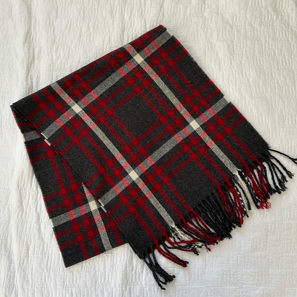 AMERICAN EAGLE OUTFITTERS- TARTAN PLAID SCARF